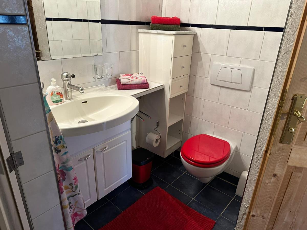 Apartments Saba & Jona Uetendorf エクステリア 写真